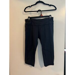 Lululemon Women's Black Crop Leggings Size 8 High Waist Activewear